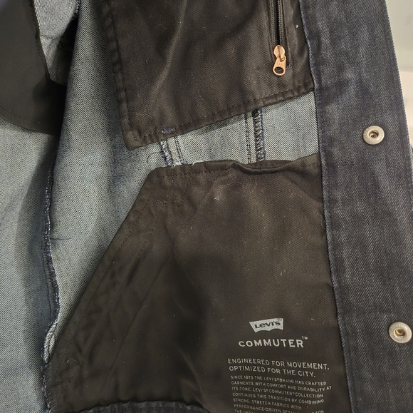 SOLD Levi's Commuter Jean Jacket - Picture 10 of 14